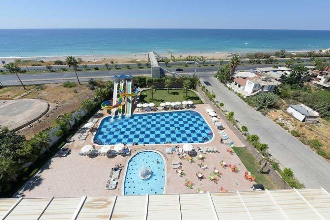 simurg-family-pool-1