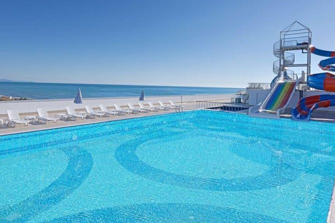 simurg-women-pool-3